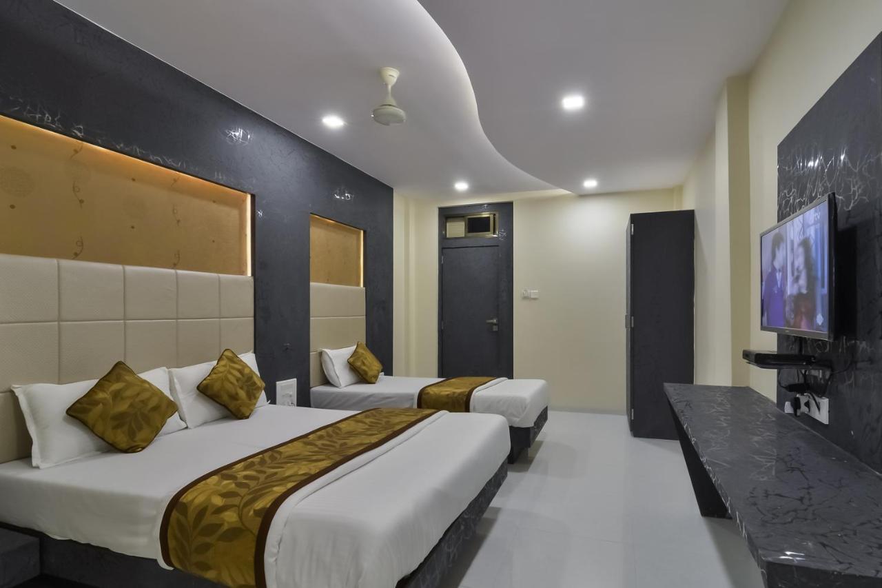 Hotel Aroma- Dadar Mumbai Eksteriør bilde