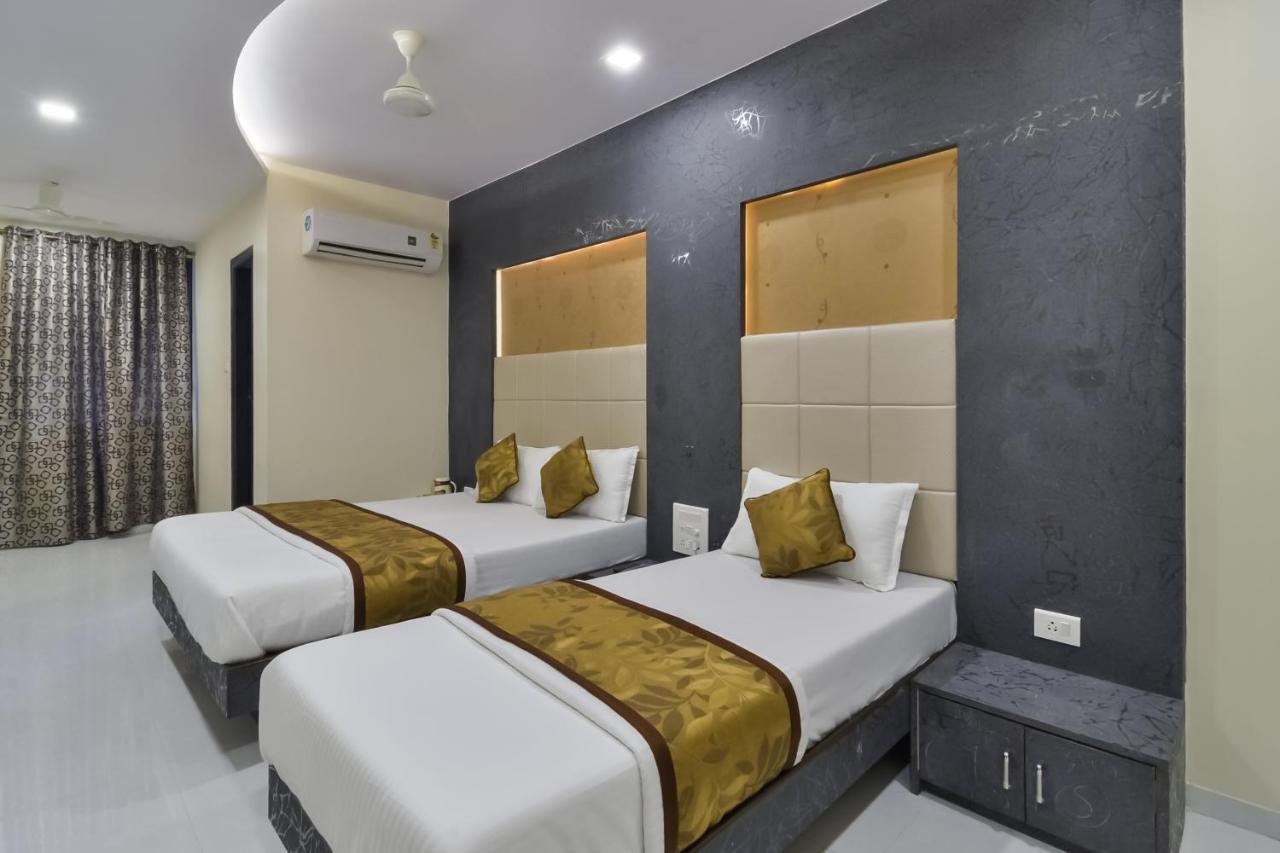 Hotel Aroma- Dadar Mumbai Eksteriør bilde