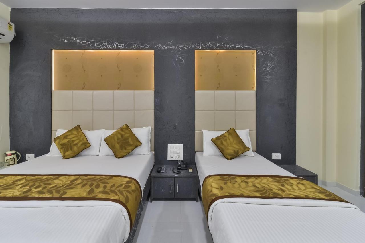 Hotel Aroma- Dadar Mumbai Eksteriør bilde