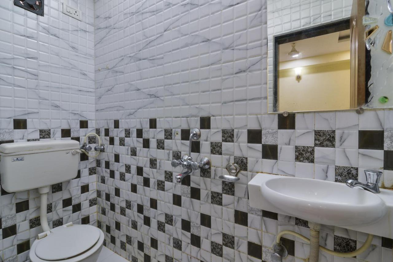 Hotel Aroma- Dadar Mumbai Eksteriør bilde